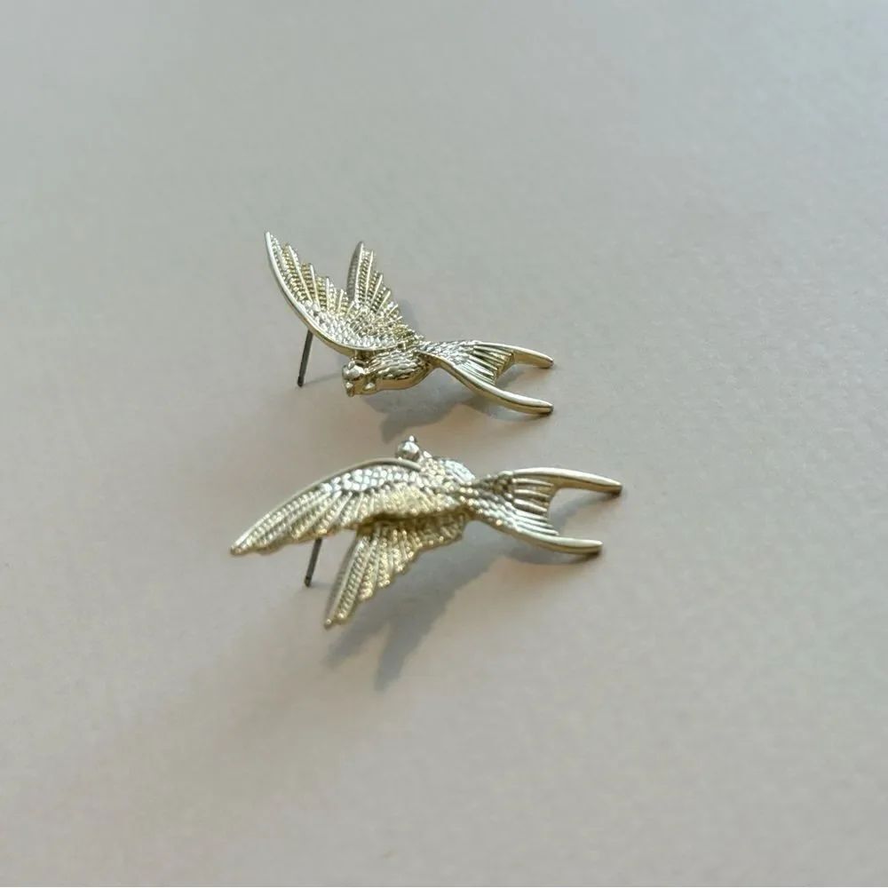 Bird stud earrings M799 - Picture 3 of 4